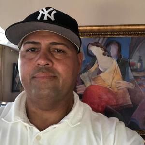 Meet your Posher, Efrain